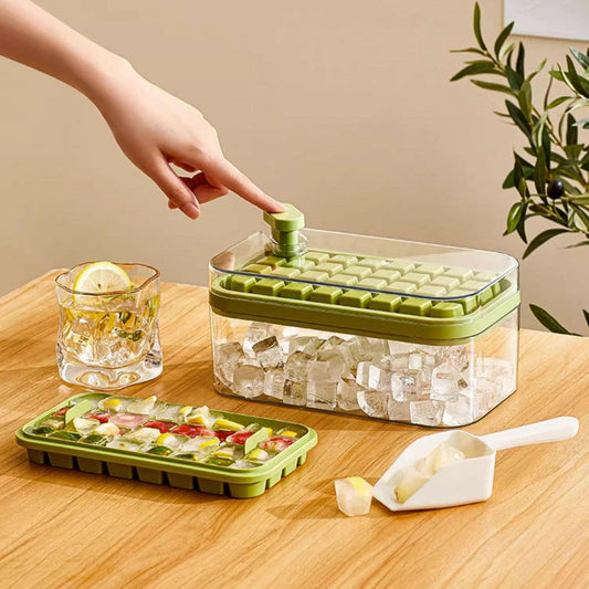 KITCH AT EASE™ High Capacity Press-To-Release Ice Tray with Scoop