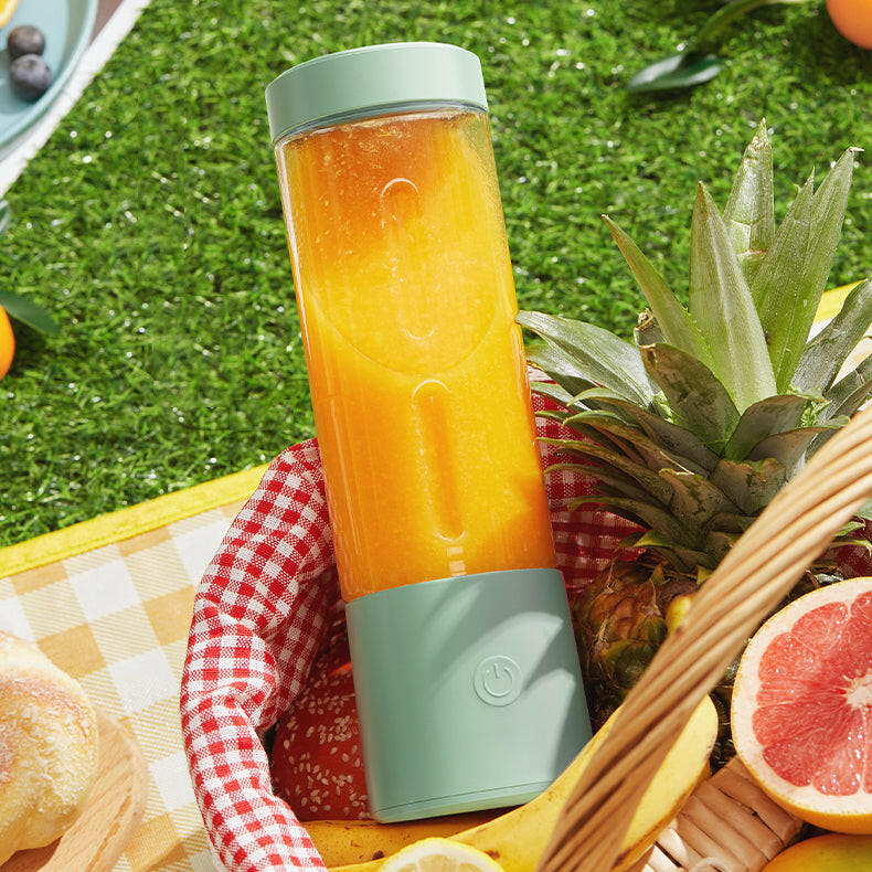 KITCH AT EASE™ USB Charging Portable Juicer Cup